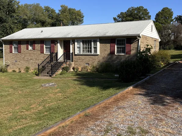 10516 Greglynn Rd, North Chesterfield, VA 23236