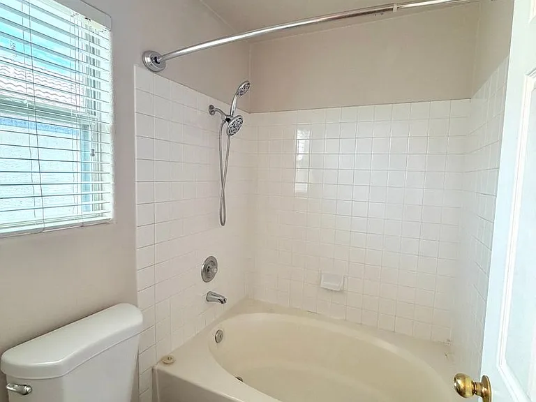 8346 Fame Ave — Photo 29