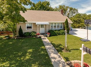 609 Valley View Dr, Taylor Mill, KY 41015