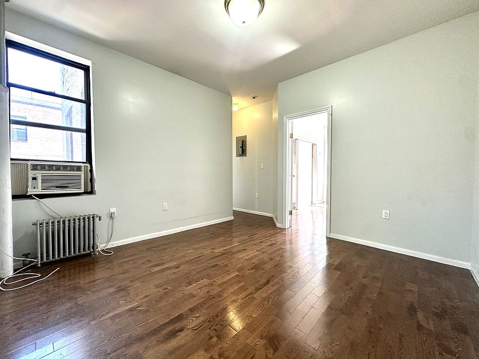 1st image of 2254 5th Ave APT 15