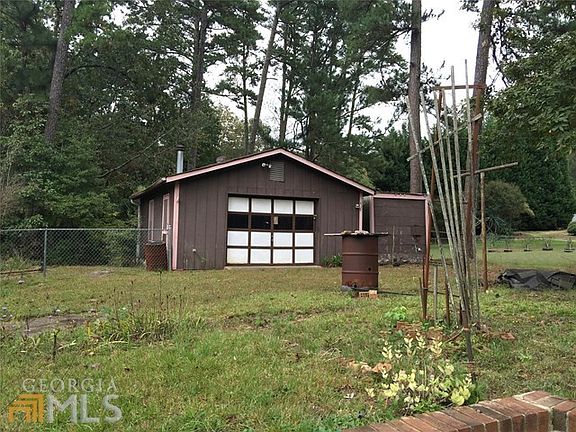 5th image of 2018 Elmwood Cir