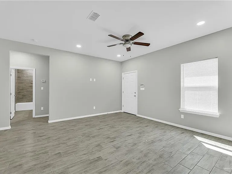 1500 W Heritage Dr #2 — Photo 14