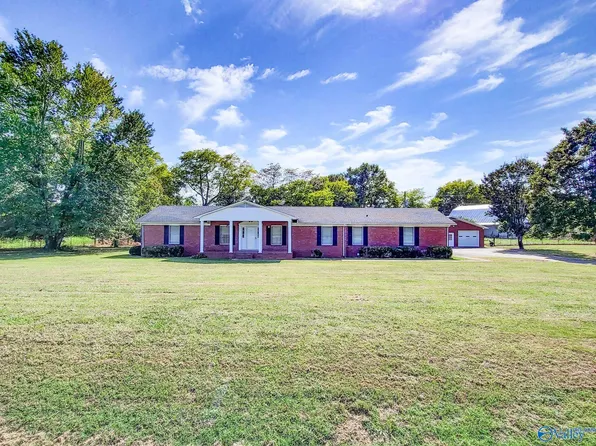 10790 W Limestone School Rd, Lester, AL 35647