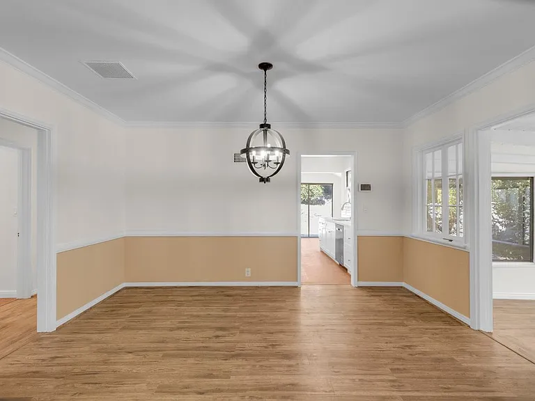 2151 N Altadena Dr — Photo 9