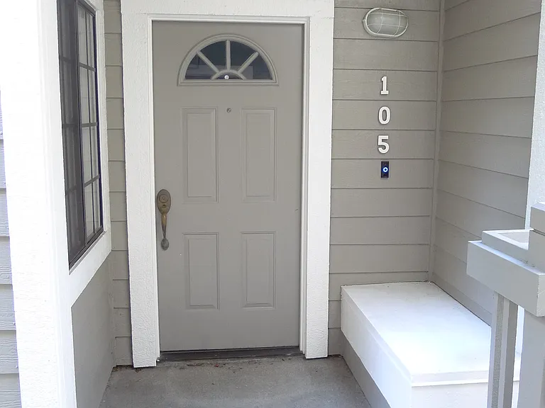 20321 Tidepool Cir #105 — Photo 2