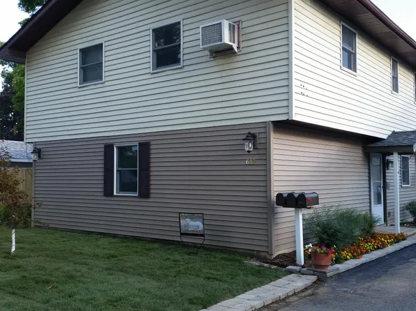 612 E Gilmore St #3, Angola, IN 46703