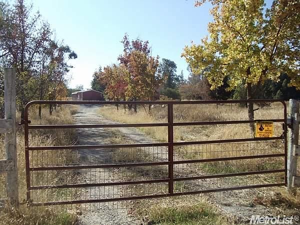 2nd image of 11812 Orange Blossom Rd