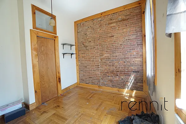 Rented by Rennit Inc. | media 6