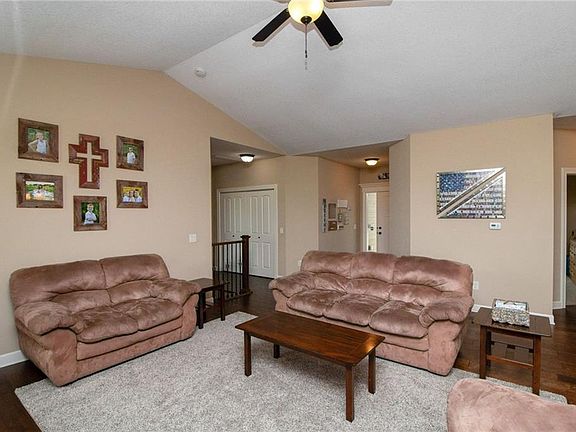 3rd image of 2075 SE Oxford Dr