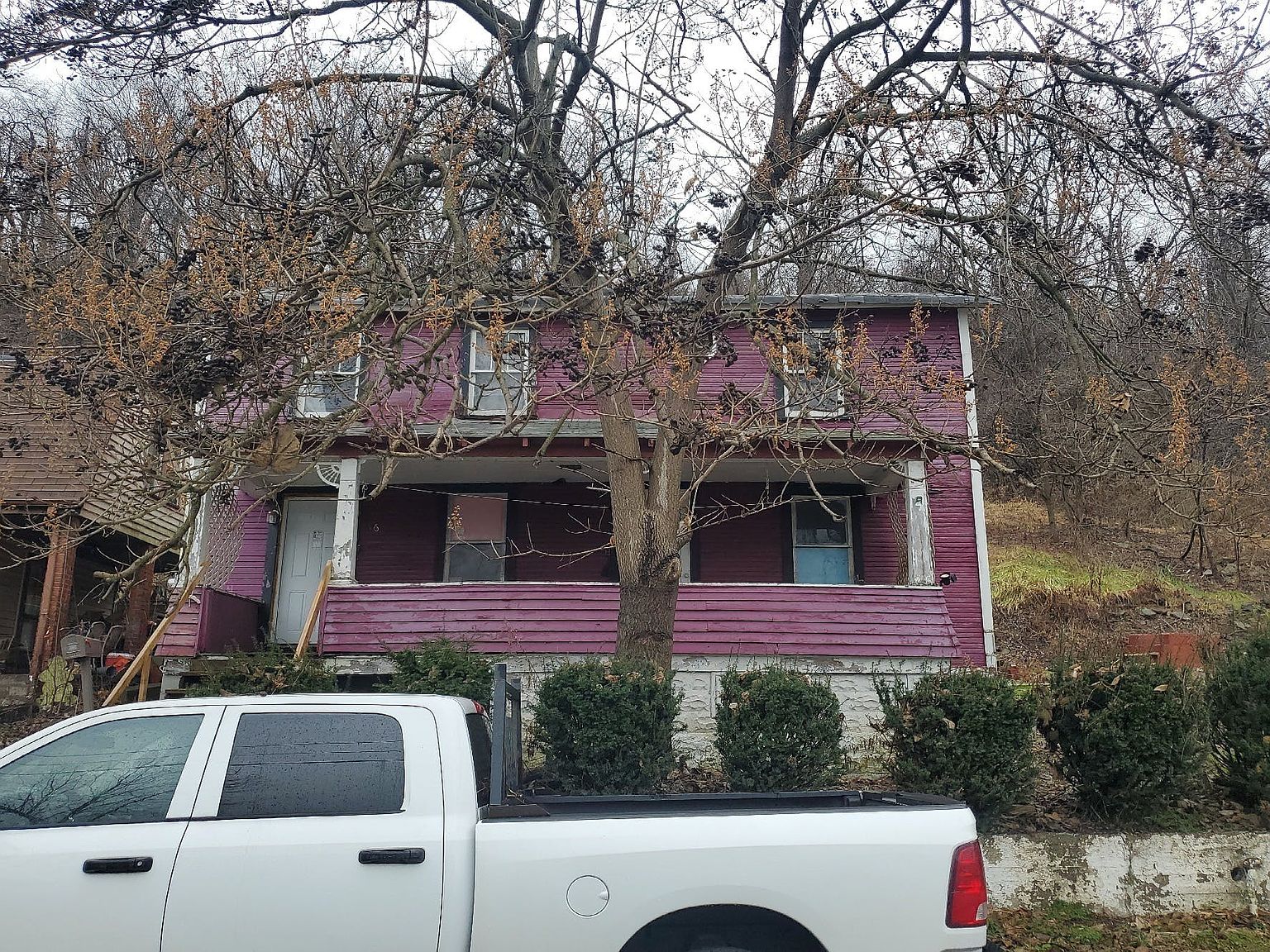 16 Natrona St, Natrona Heights, PA 15065 Zillow