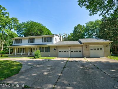 6088 Sierra Pass, Flint, MI, 48532