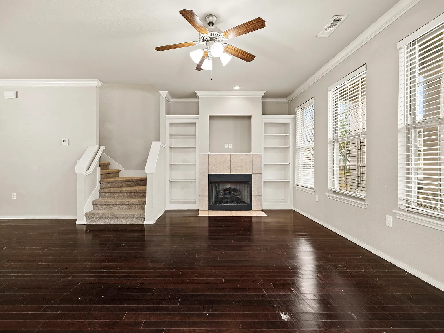 3 bed, 1722 sqft, $1,850 — Photo 4