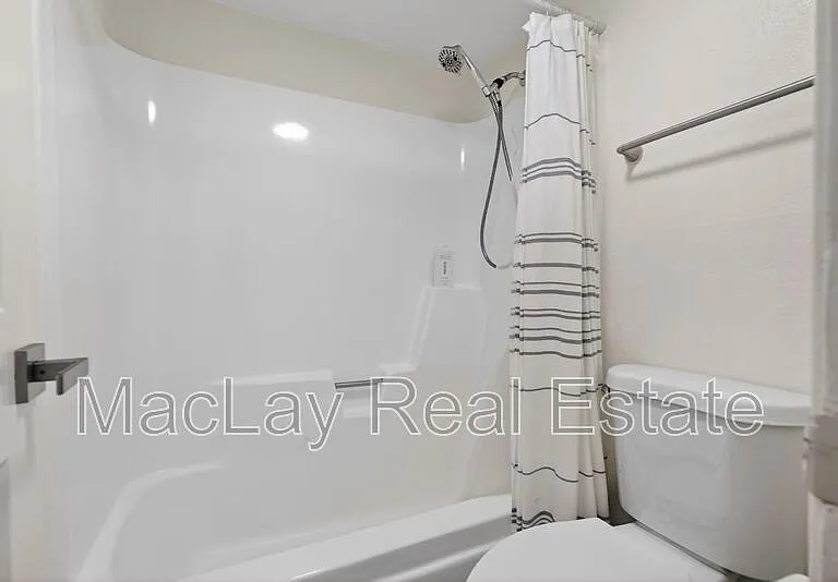 1920 W Lindner Ave #214 — Photo 20