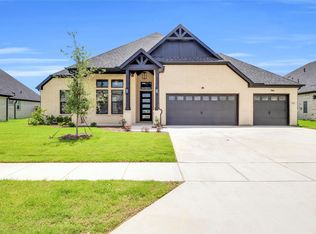 9704 Chesney Dr, Forney, TX 75126