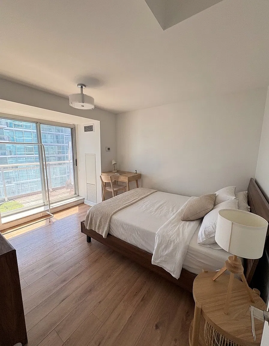3 bed, $1,650 — Photo 1