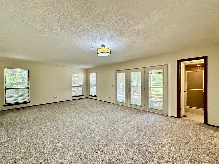 428 Sundance Ln — Photo 19