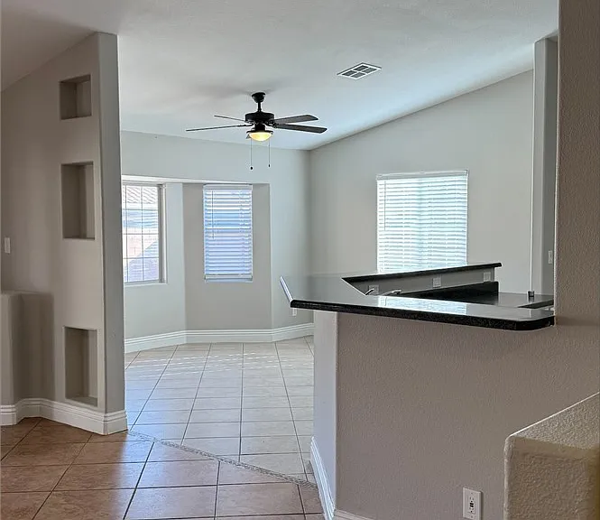 4820 Patterson Ave — Photo 15