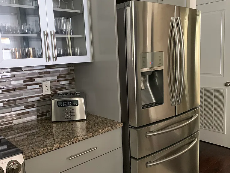 233 Landing Dr — Photo 7