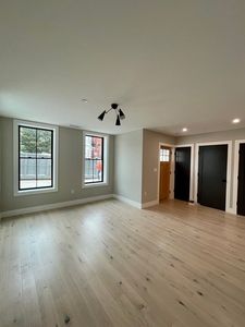 51 Crescent Ave #101, Chelsea, MA, 02150