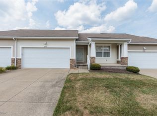 3079 Somerset Dr, Akron, OH
