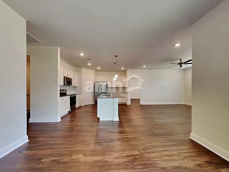 534 Plumeria Ln — Photo 6