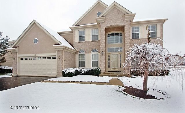 1st image of 18114 W Meander Dr