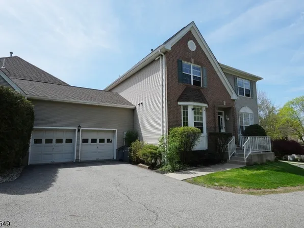 10 Queens Ln, Wayne Twp., NJ 07470