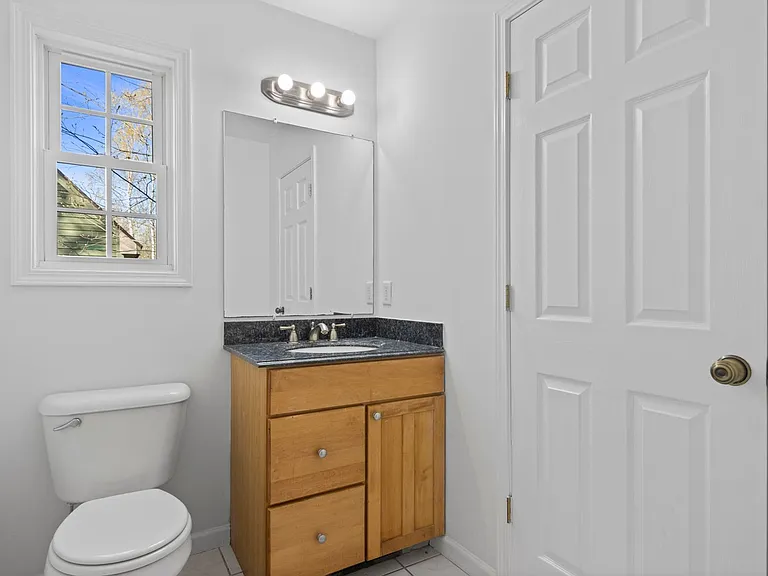 5816 S Bay Shore Dr — Photo 11