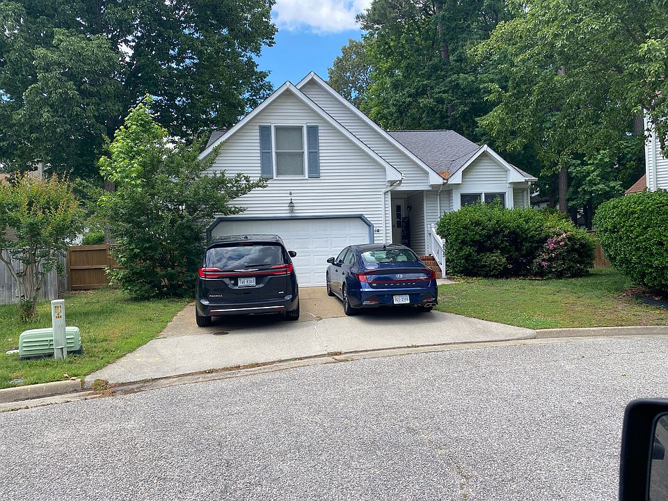 1st image of 805 Marquette Ct
