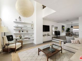 1979 Grace Ave APT 2, Los Angeles, CA 90068