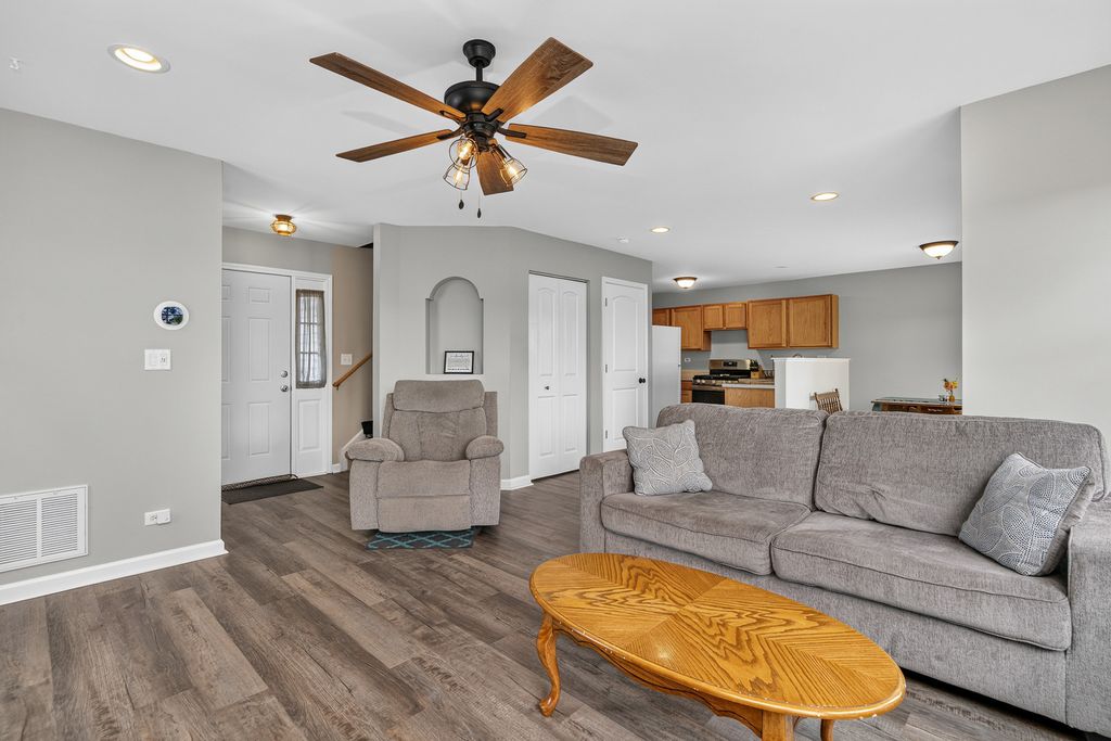 16709 S Morel St, Lockport, IL - View 5