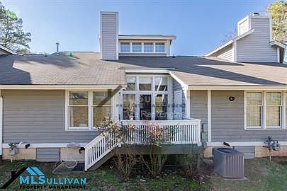 2nd image of 106 Elmwood Cir