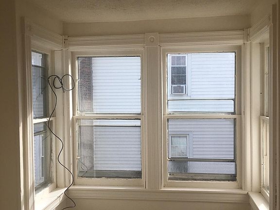 4th image of 21 Mill St #2