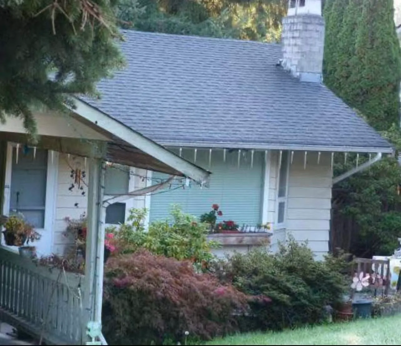 2 bed, 980 sqft, $2,200 — Photo 1