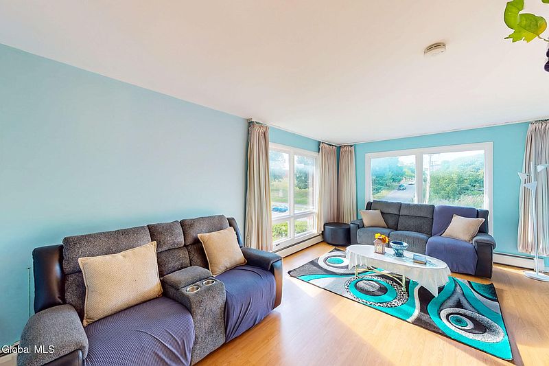 4th image of 1 Crown Terrace