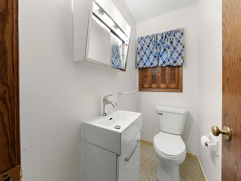 5025 W 99th St #1 — Photo 12