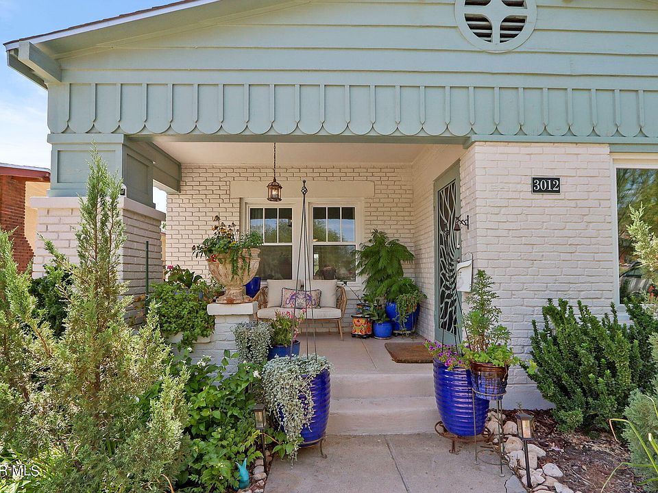 1st image of 3012 Aurora Ave