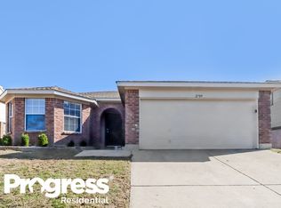 2709 Brea Canyon Rd, Fort Worth, TX 76108