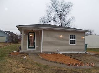 135 Henry St, Manhattan, IL 60442