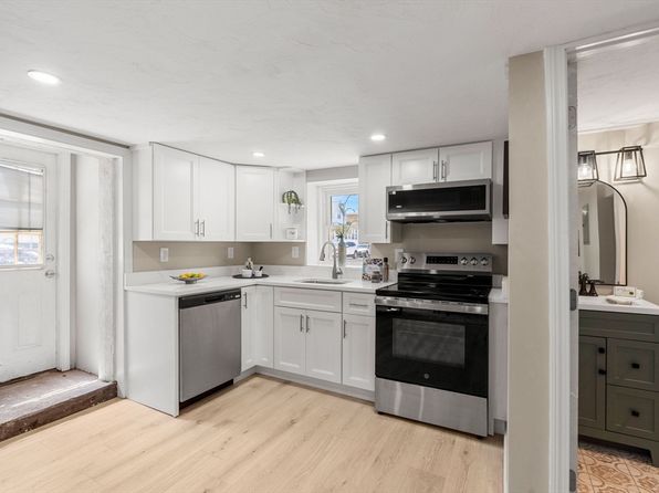 47 Roosevelt St #1