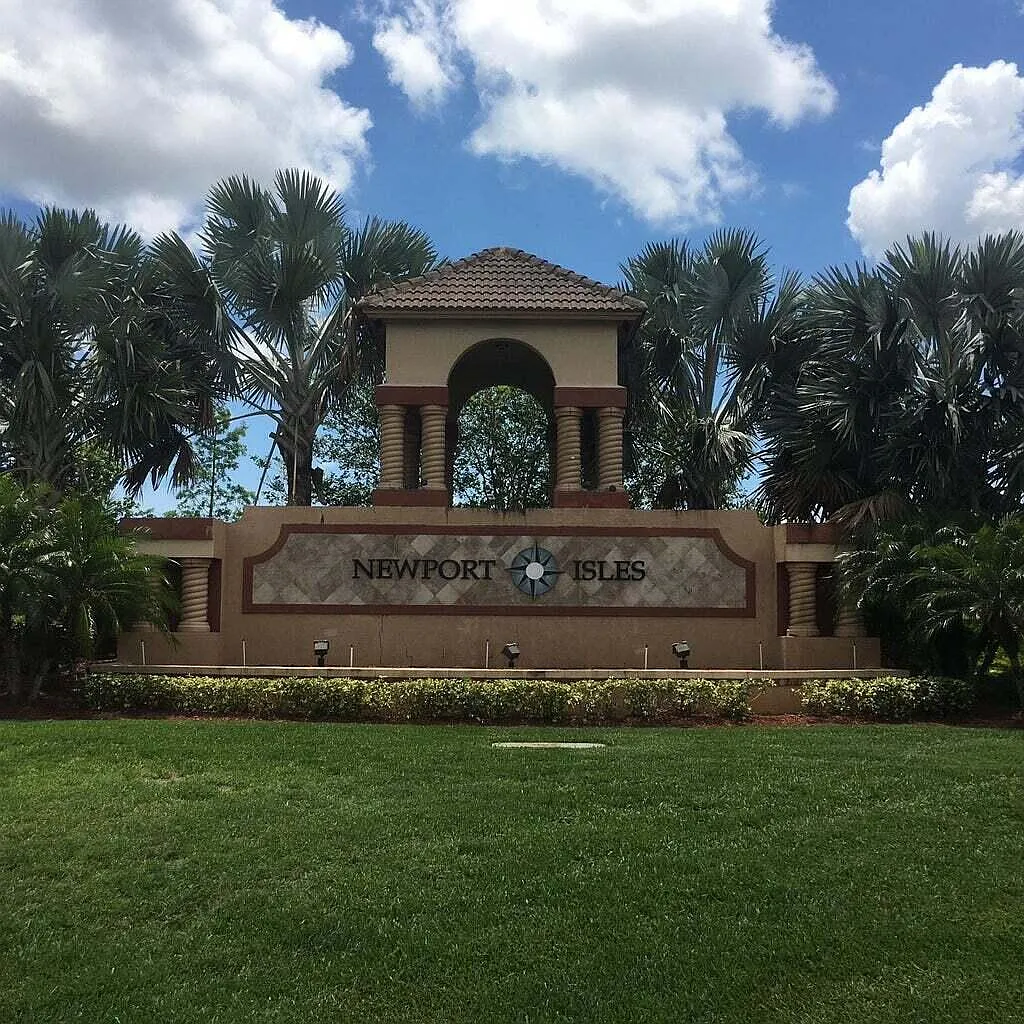 3 bed, 2.5 bath, 1490 sqft, $2,250 — Photo 2