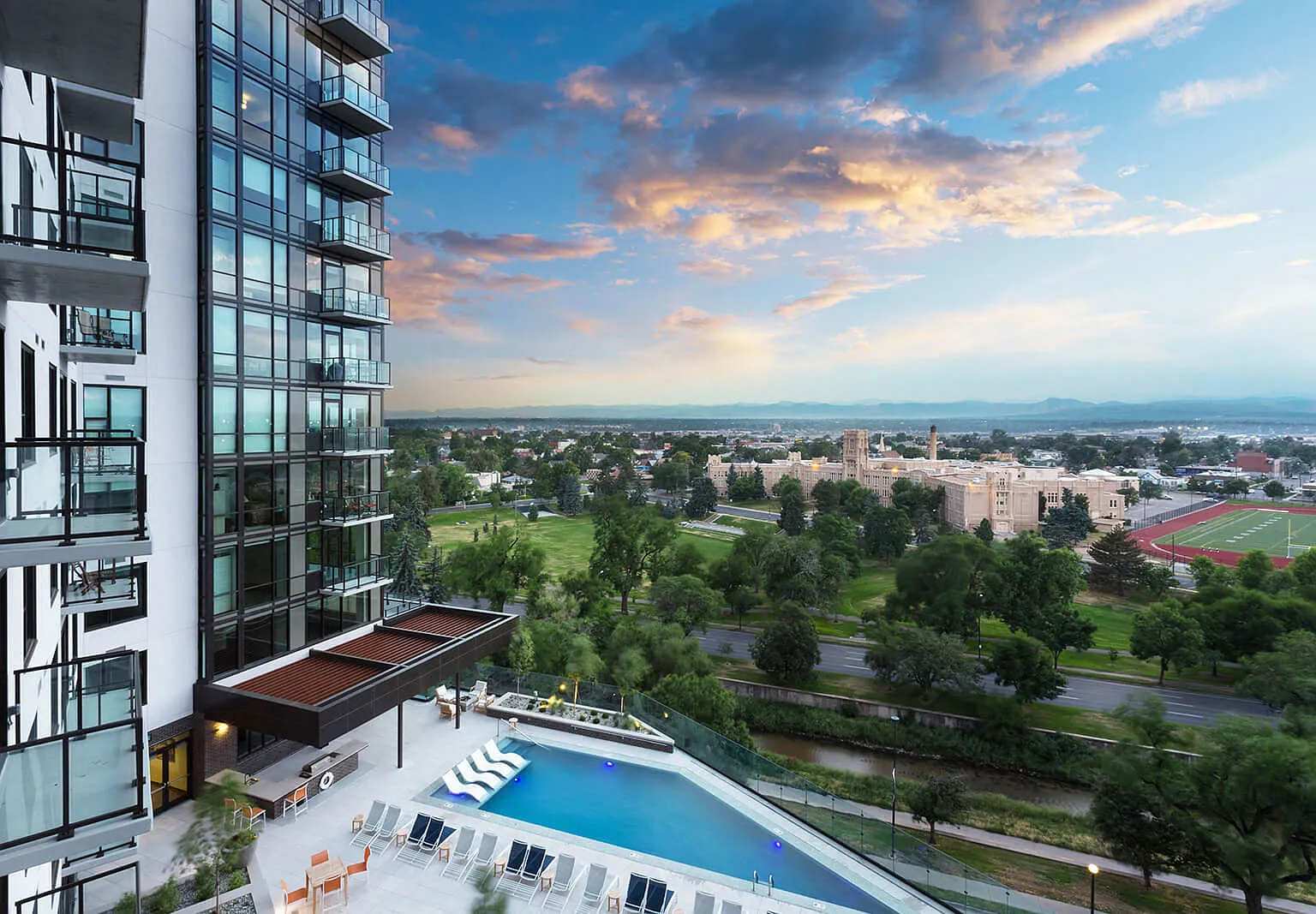 1000 Speer by Windsor — Photo 4