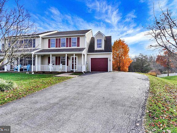 2nd image of 48 Vickilee Dr