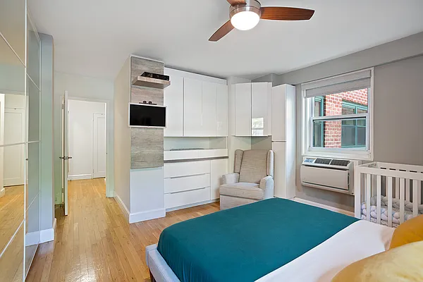 Sold by Compass | media 4