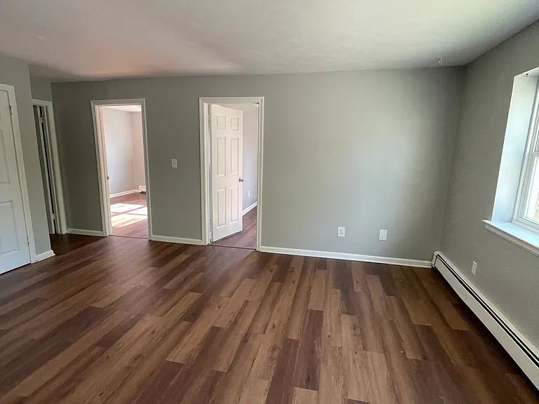 467 Allen St #301 — Photo 8