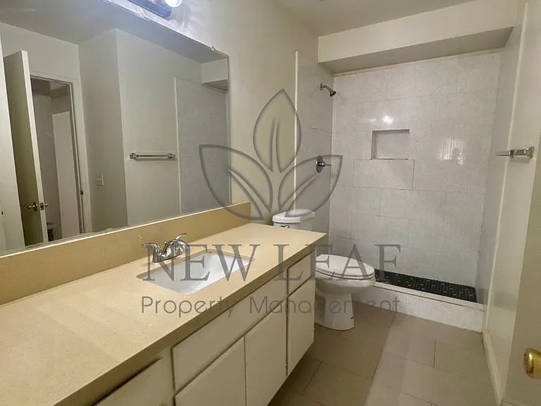 2361 Maryhelen St #102 — Photo 11