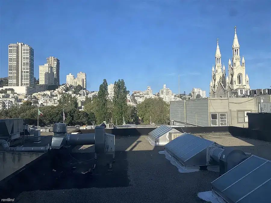 1st image of 135 Jasper Pl