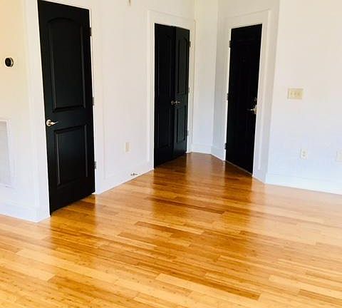 5th image of 350 Mohawk Dr Unit 404