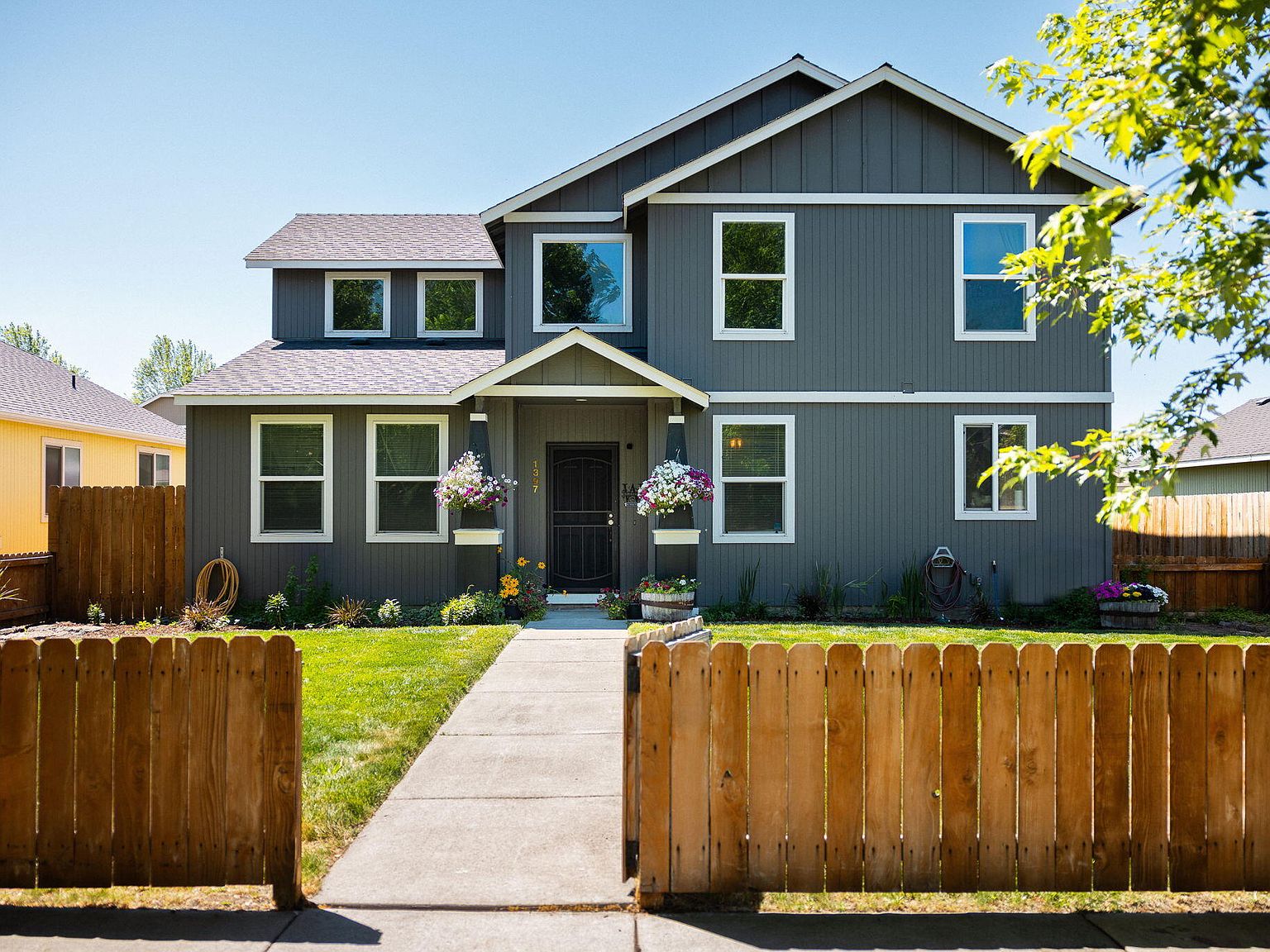 1397 NE 4th St, Redmond, OR 97756 Zillow