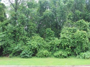 308 Ironhorse Ct, Albany, GA 31721